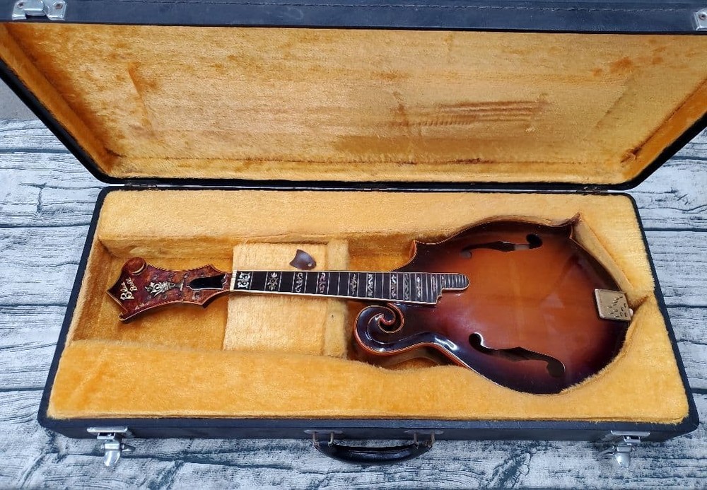 BLUE BELL F-10 flat mandolin