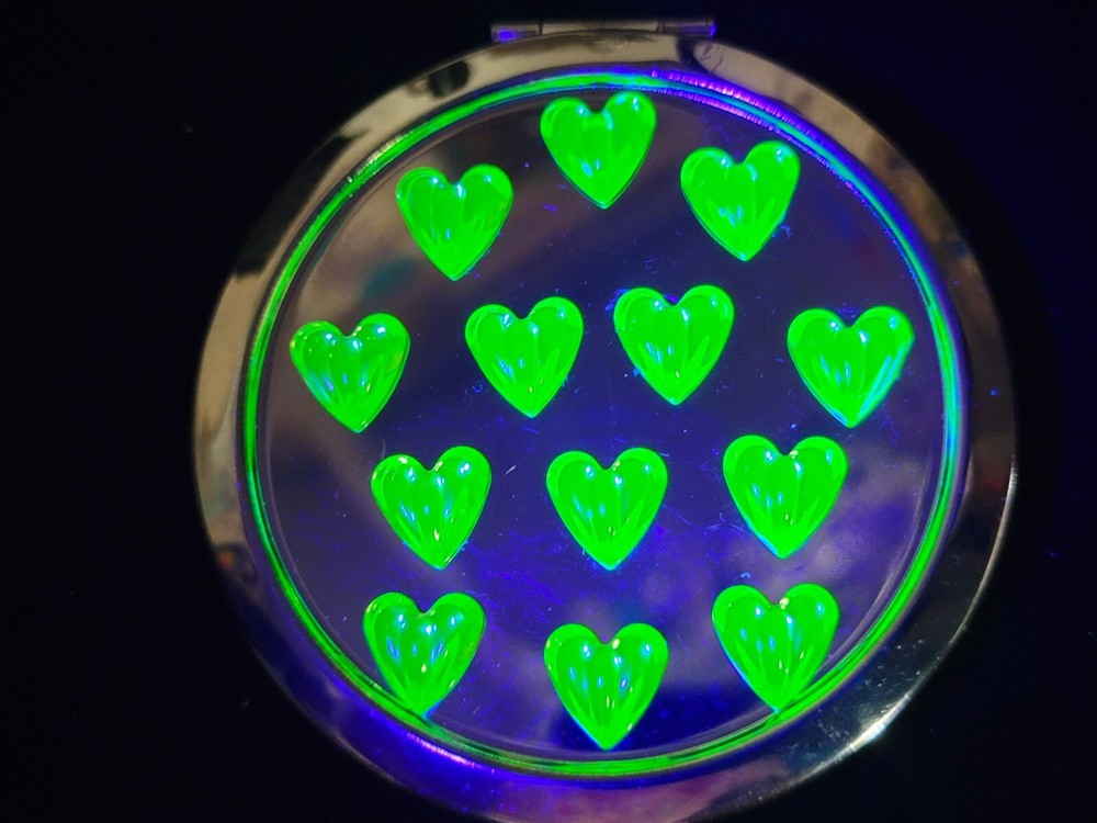 Uranium Glass Mirror Compact Green Heart Silver