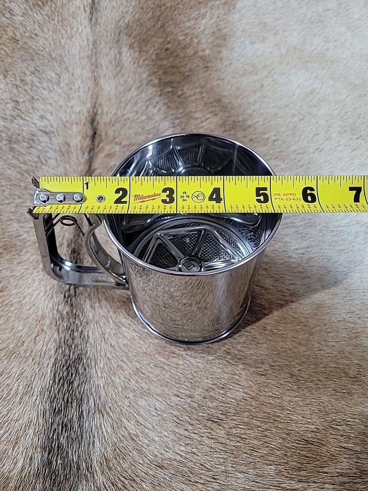 Flour Sifter Baking Metallic Squeeze Handle Color Silver Kitchen