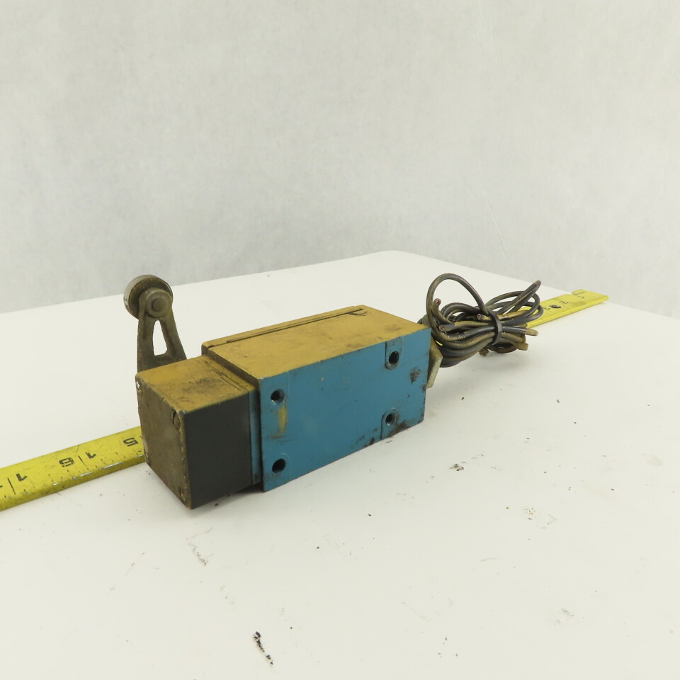 Micro Switch LSA4L 600V 10A Rocker Arm Limit Switch