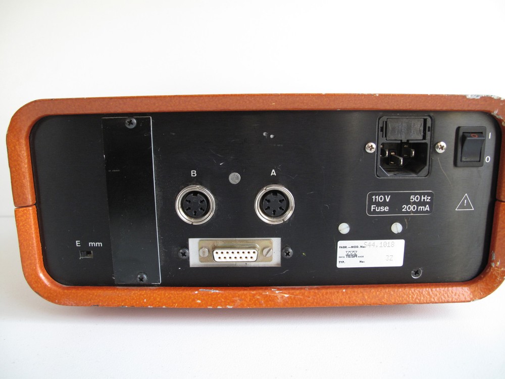 TESATRONIC TTD20, TESATRONIC 544.1018 Length Measuring READOUT CONTROLLER