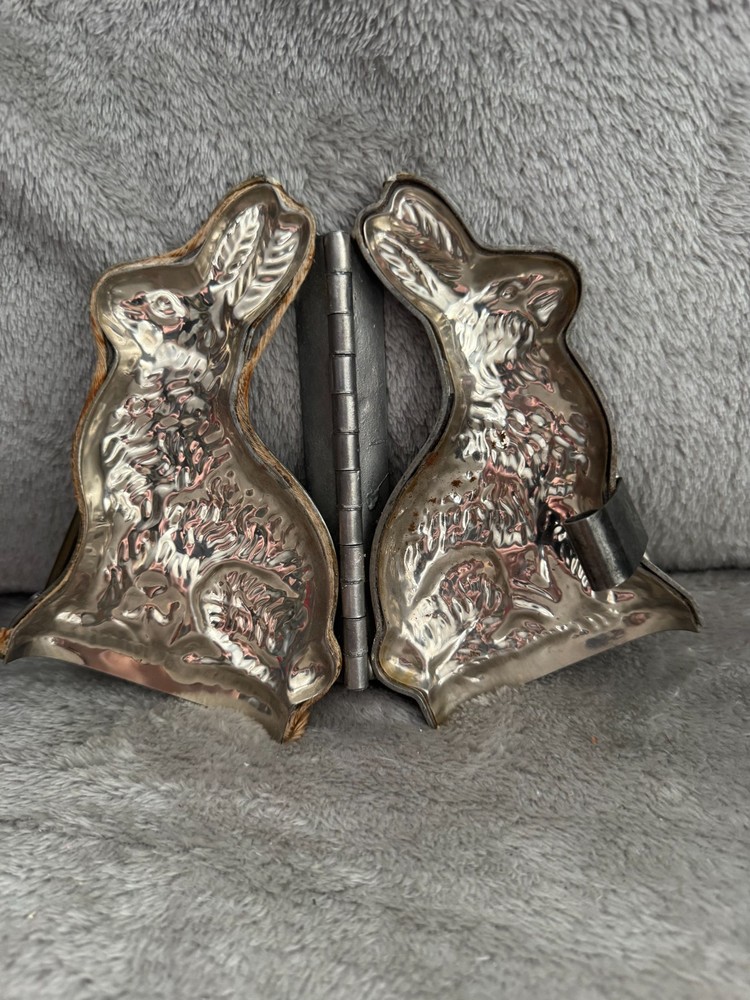 Metal Easter Bunny Mold 6"