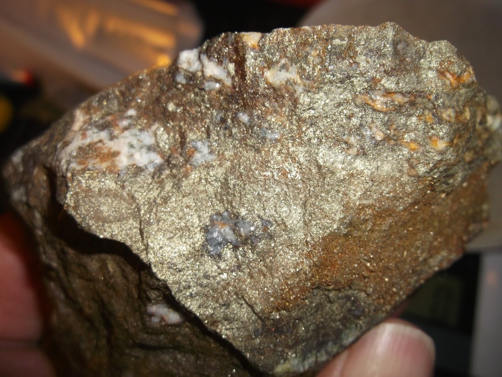 Gold, silver, copper, 406 grams samples ,ore high grade .