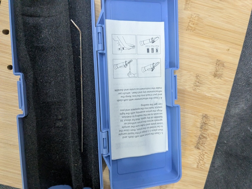 Handheld ATC Refractometer