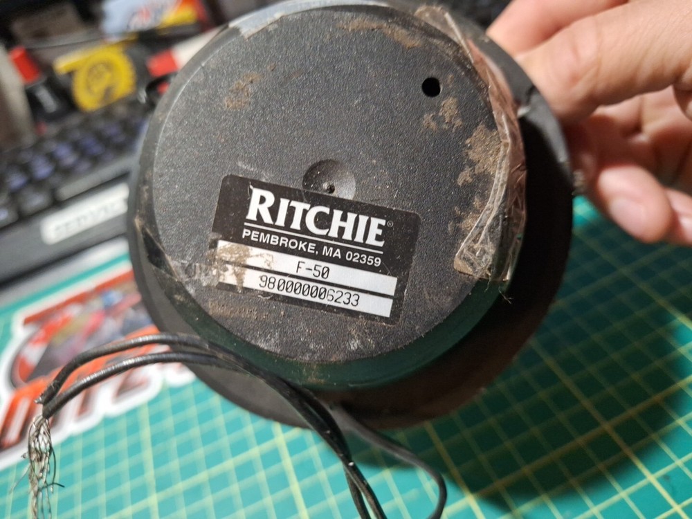 Ritchie Explorer Flush Mount Compass F-50 980000006233 Used