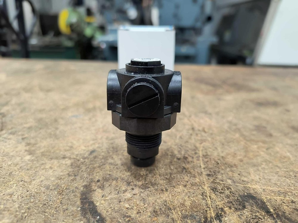 New Old Stock Watts, P60 Water Pressure Regulator P60-M1-4 0-60 1/4"