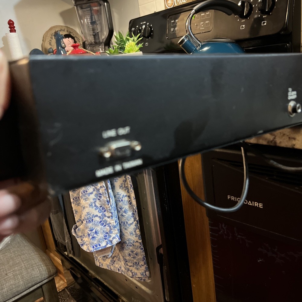 Superb Source Model pc 3 powers on 2 lights don’t turn on