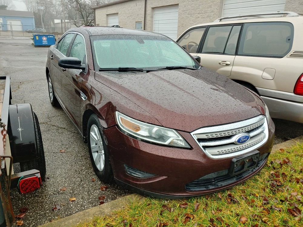 2010-2011 Ford Taurus Under dash module GPS position control unit OEM