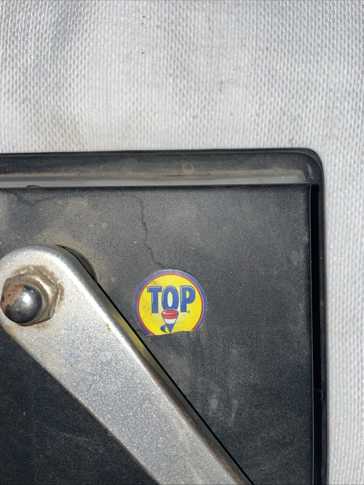VINTAGE TOP CIGARETTE ROLLING MACHINE
