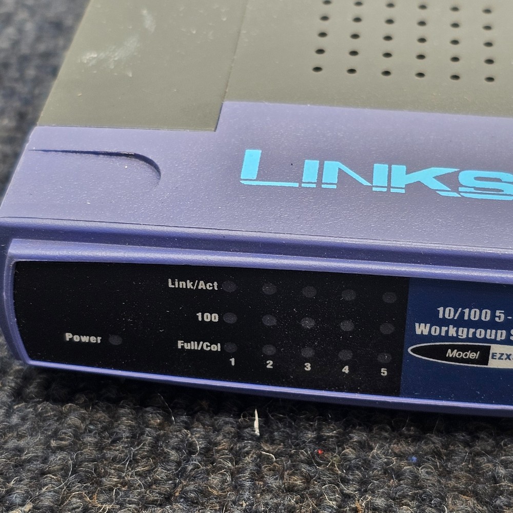 Linksys Cisco EZXS55W EtherFast 10/100 5-Port Workgroup Switch
