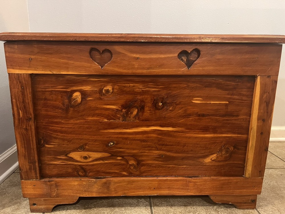 hope chest cedar