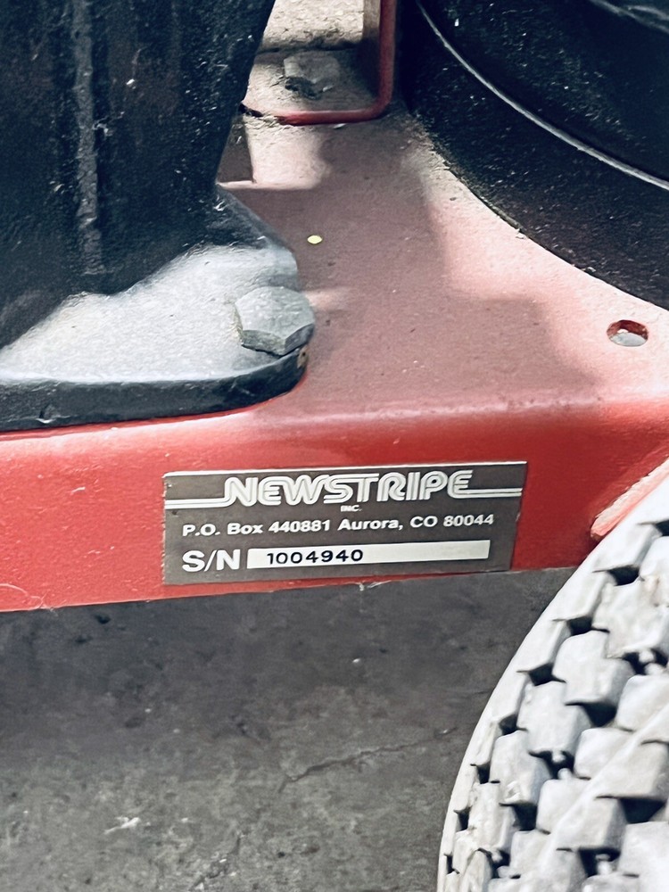 UNTESTED NEWSTRIPE 1004940 CONVENTIONAL STRIPING MACHINE