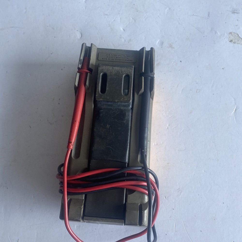 SQUARE D Multimeter WMM-23 with Protective case Working