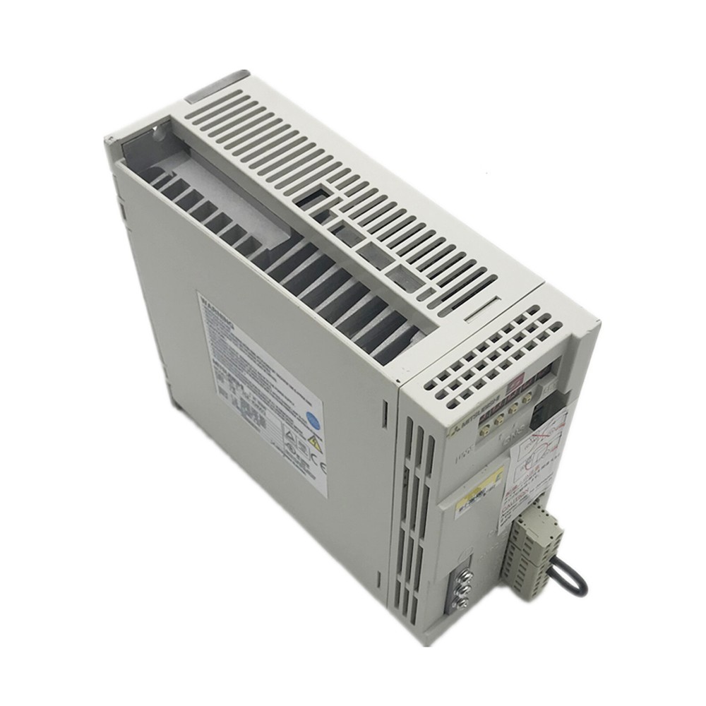 NEW Mitsubishi MR-E-70A-KH003 Servo Drive