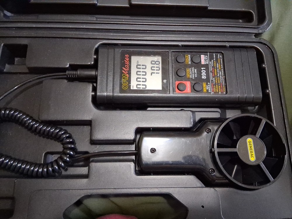 CFM Master 8901 Thermo Anenometer