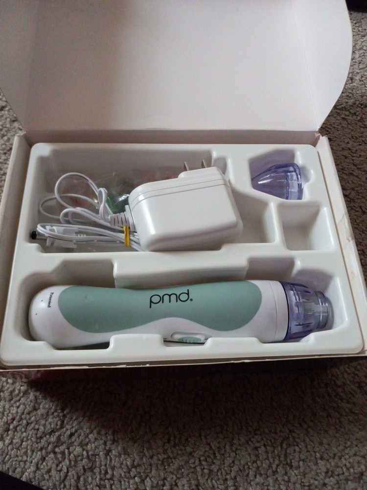 PMD Personal Microderm Microdermabrasion Machine with Kit