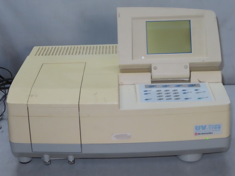 Shimadzu UV-1700