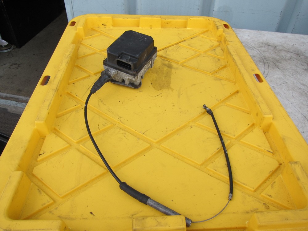 2000 BMW K1200LT OEM cruise control actuator