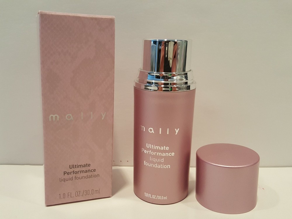 Mally- Ultimate Performance - Liquid Foundation - Medium - 1 Fl Oz - NIB