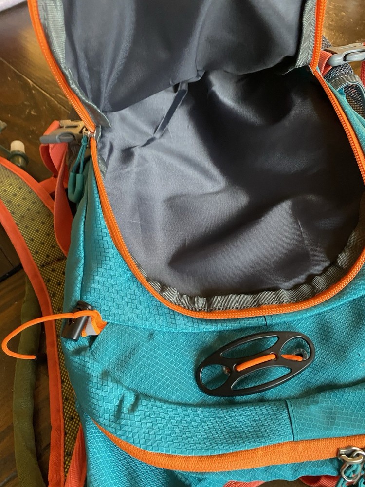 Hydration Backpack Hiking Cycling Adjustable Straps Green Orange