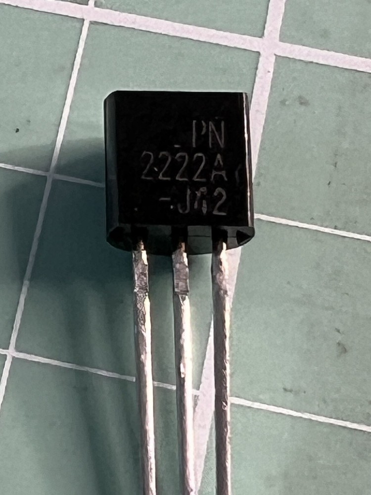 2N2222A Transistor (10 PCs)FAIRCHILD