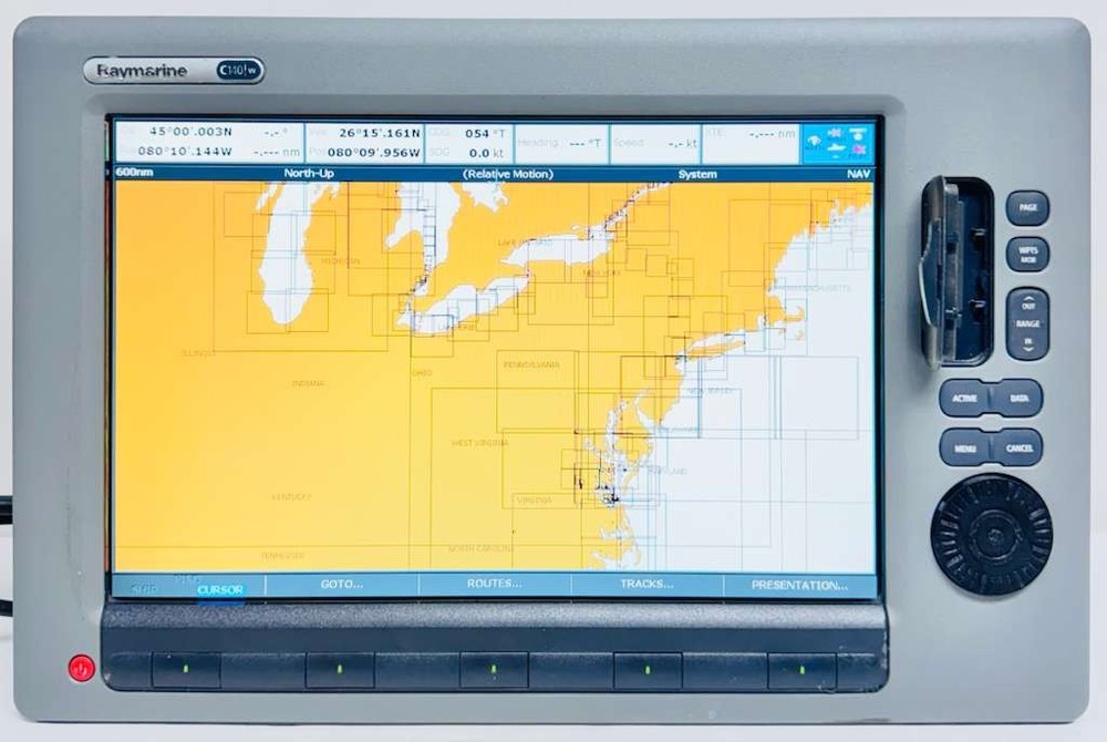 Raymarine C140W Widescreen Multifunction Display E62115