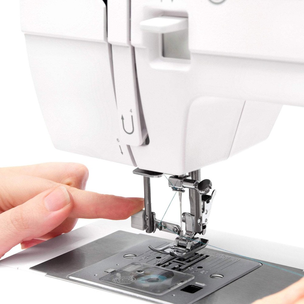 SINGER® Heavy Duty 4452 White Sewing Machine & Extension Table Bundle