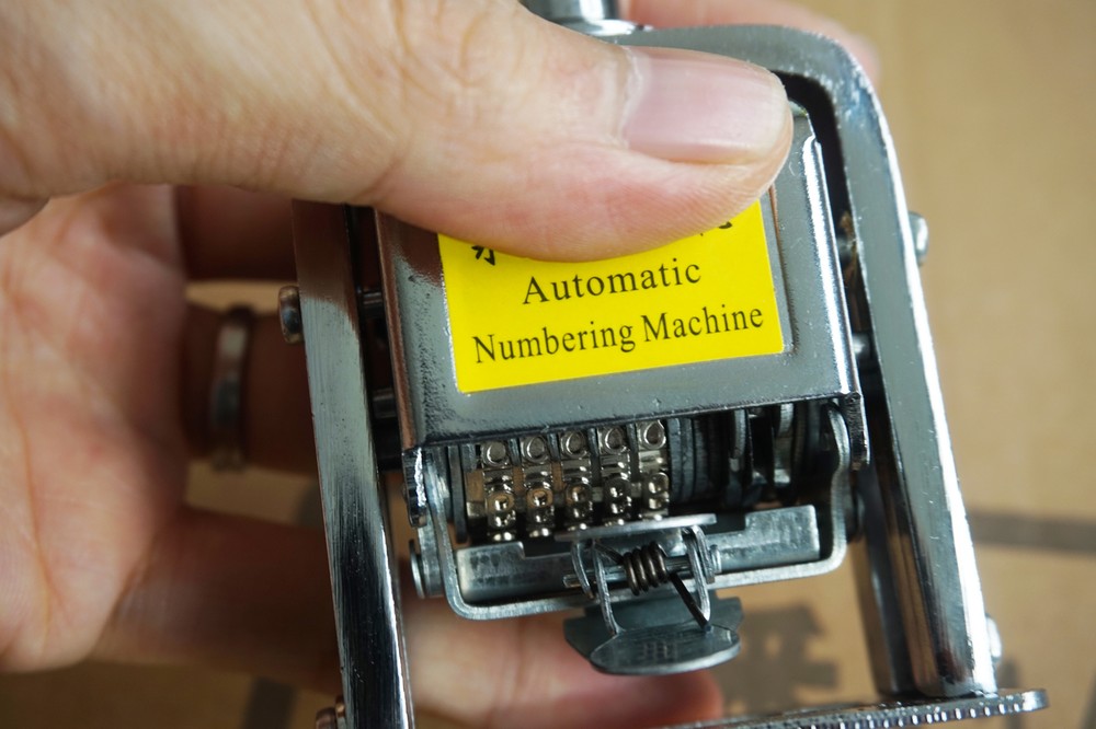 Automatic Numbering Machine, Auto Jump 5-Digits, Number Stamp Self Inking Stamp
