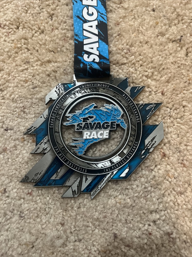 2020 Savage Race SYNDICATE Medal