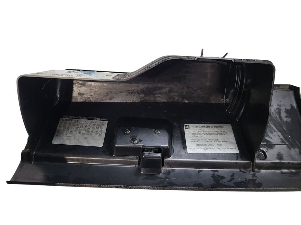 SILVRDO25 2008 Glove Box 645805
