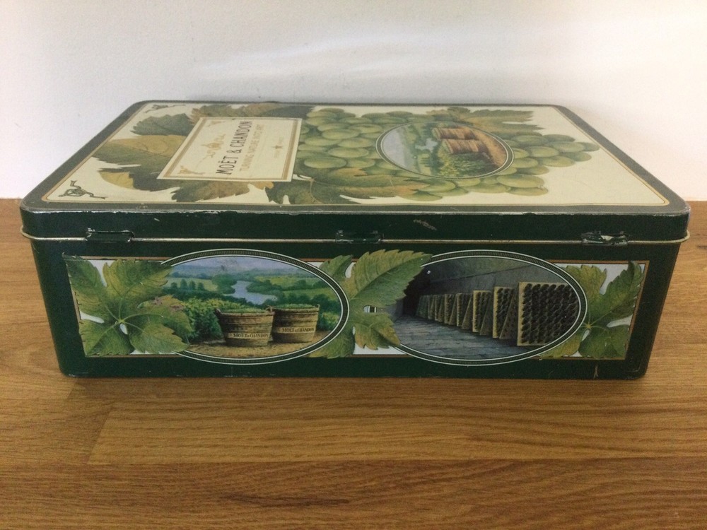 EMPTY Presentation Tin Box Moët & Chandon Champagne Collectable Rare
