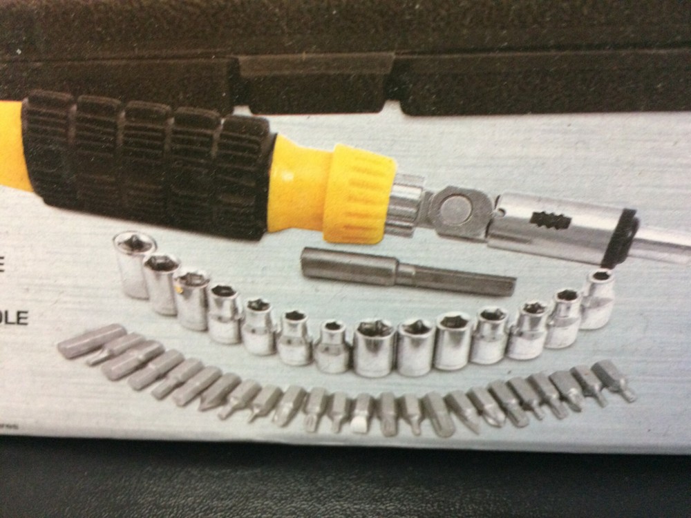 Edge Home 40 Piece Super Ratchet Professional Tools Set
