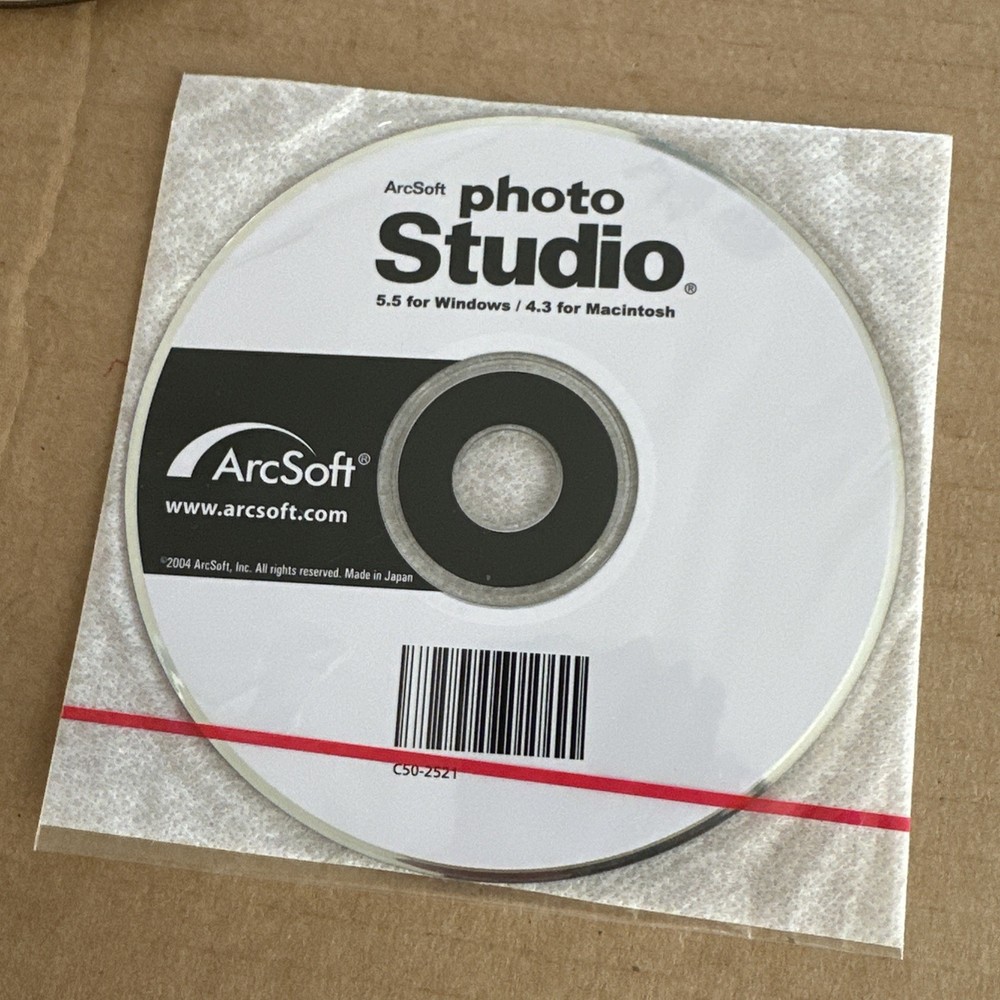 Adobe Photoshop Elements 2.0 CD W/ Serial Number + ArcSoft Studio 2004 Software