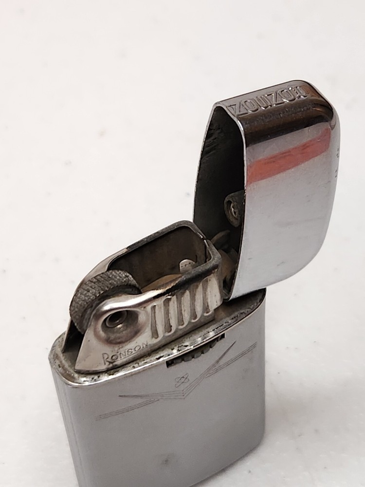 Vintage RONSON ATOMIC VARAFLAME WINDLITE LIGHTER