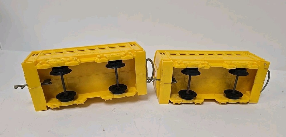 SCHILLING ELECTRIC 4 PIECE PLASTIC TRAIN SET BOXED AS IS UNTESTED READ
