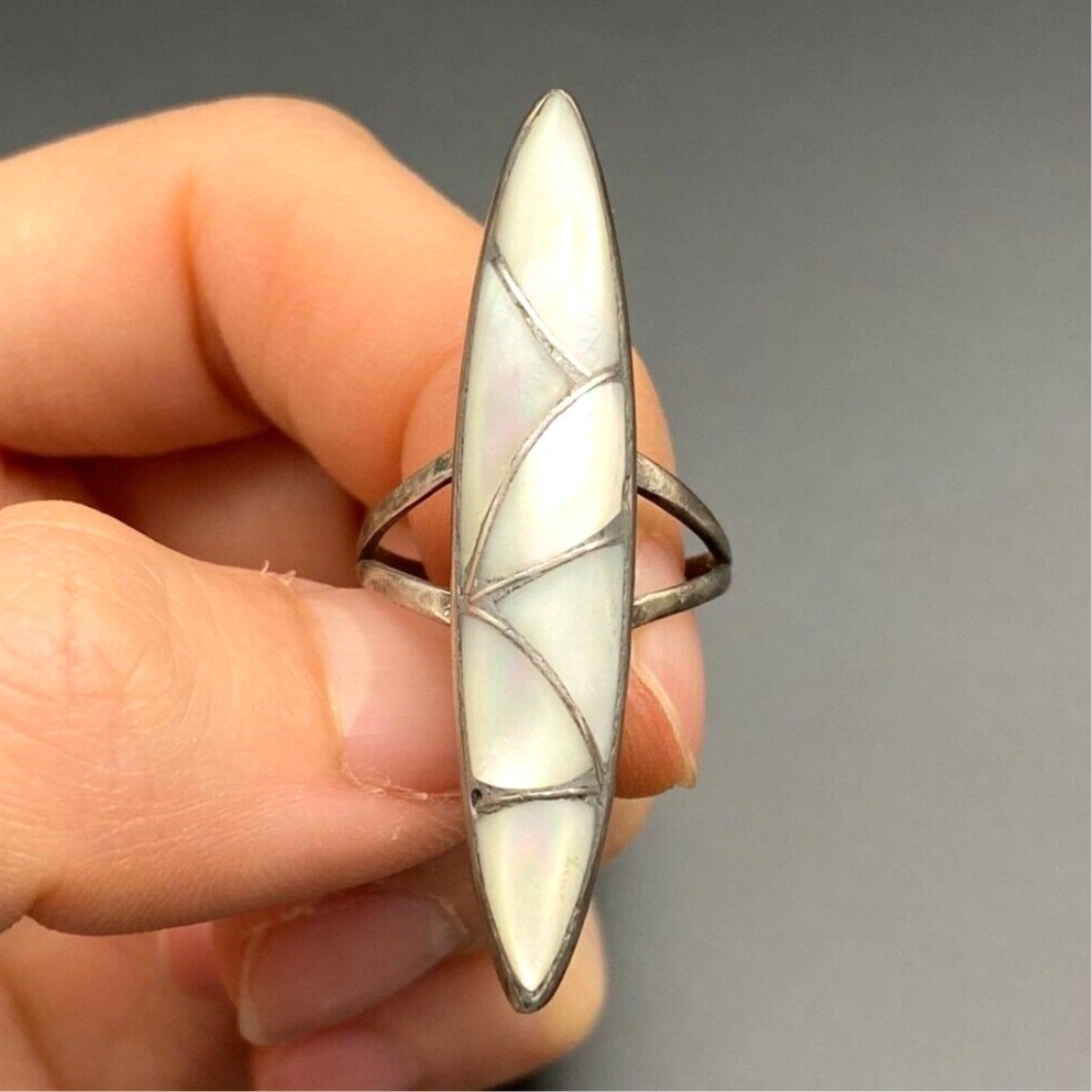 Vintage Zuni Native Silver MOP Inlay Ring Size 6.75
