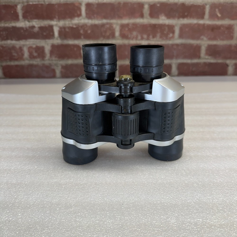 Bosh- Optikan Binoculars