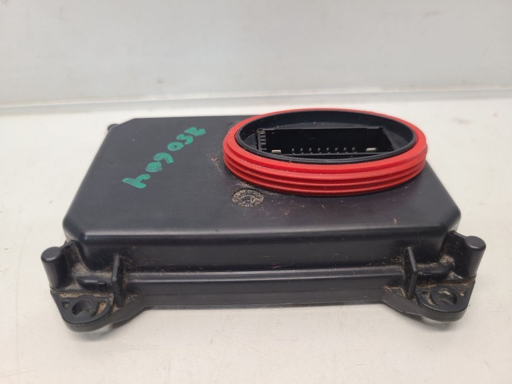 2012 Audi A7 Passenger Right Headlight Control Module PN: 4G8941329
