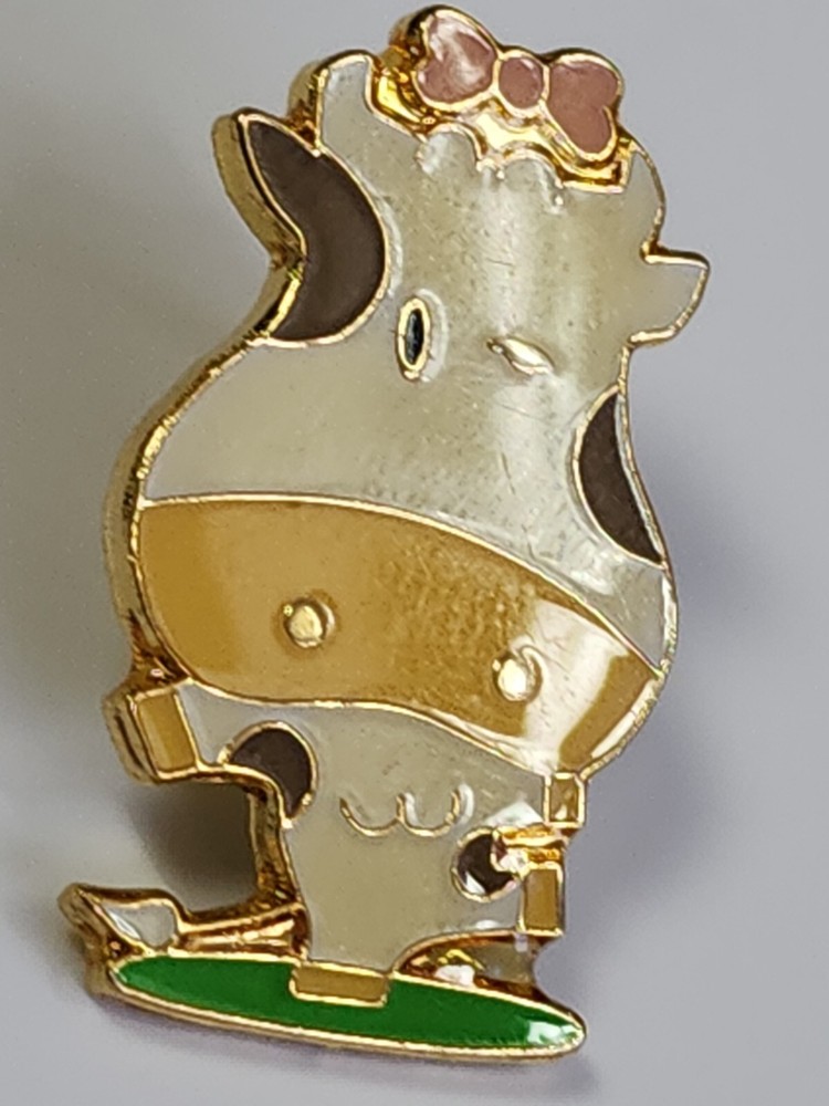 Cow With Big Head & Pink Bow Lapel Pin