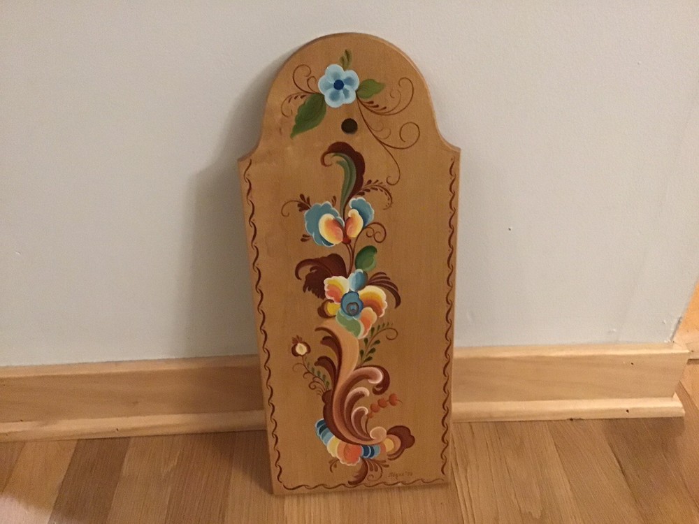 Handpainted Flowers On Wood Plaque