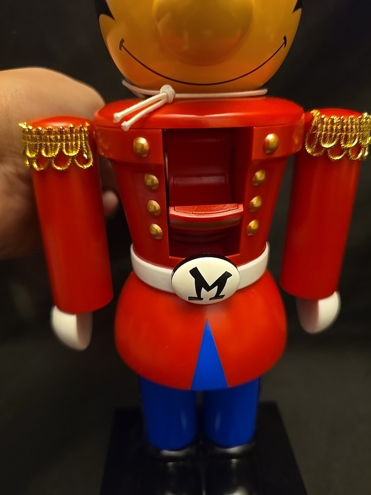 Large 14" DISNEY HALLMARK KEEPSAKE MICKEY MOUSE NUTCRACKER NIB