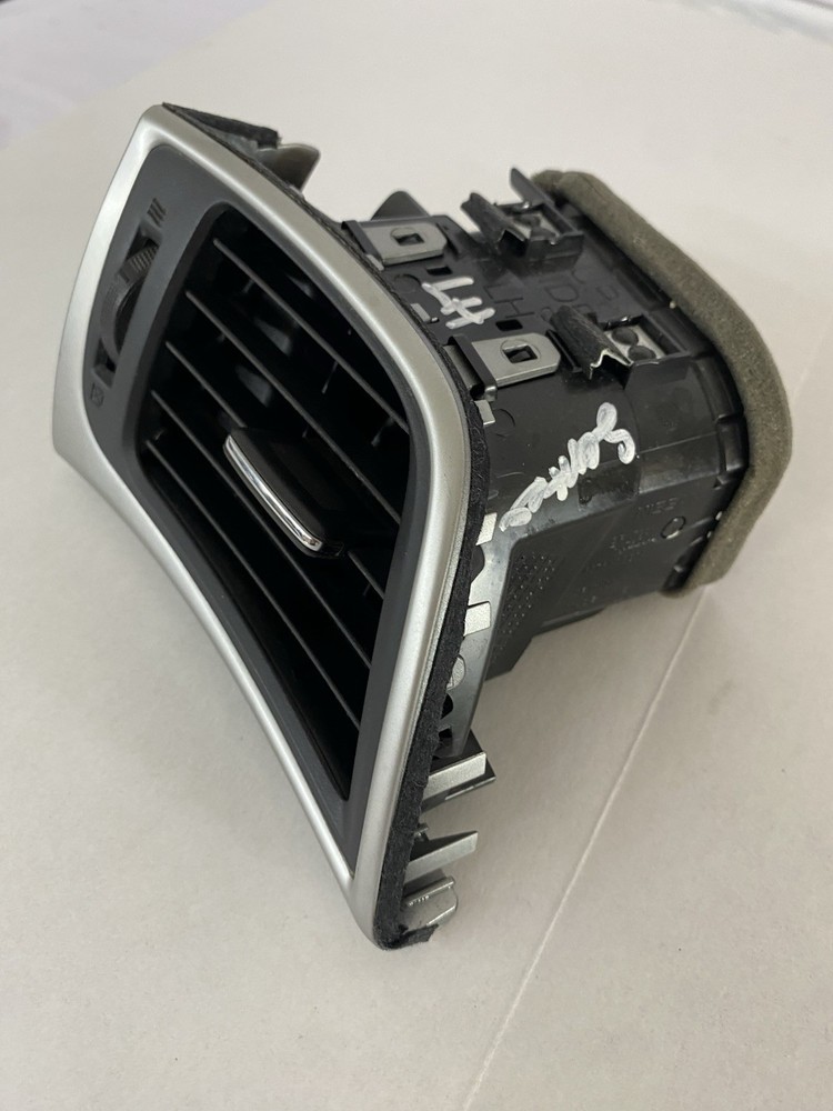 2013 - 2019 NISSAN SENTRA FRONT DRIVER DASH AIR VENT