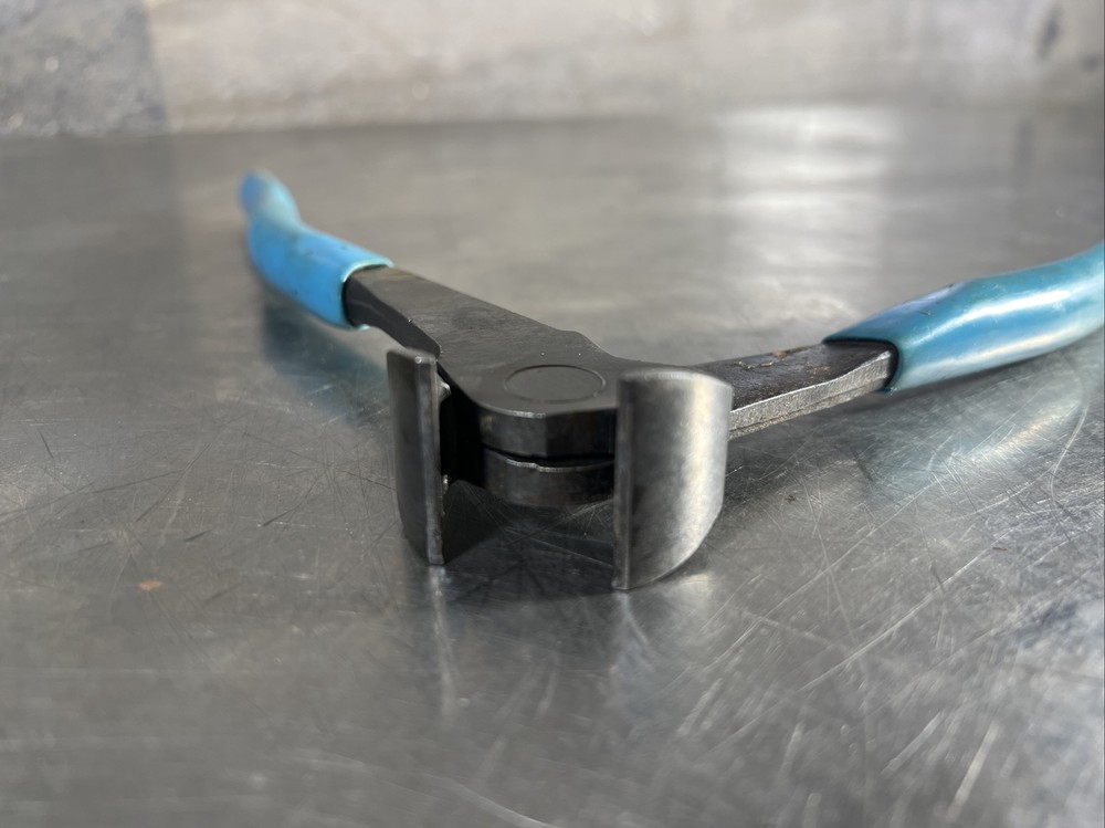 Vintage Blacksmith Nail Puller Electrician Pliers