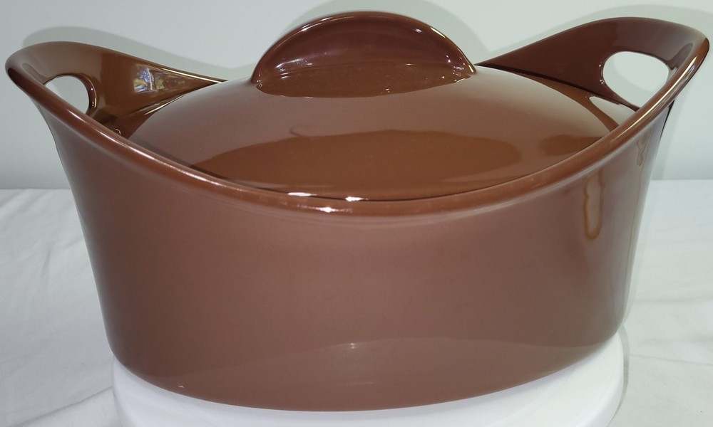 Rachael Ray Covered Baker 4.25 Quart Brown Ceramic Oven Safe Handle Casserole