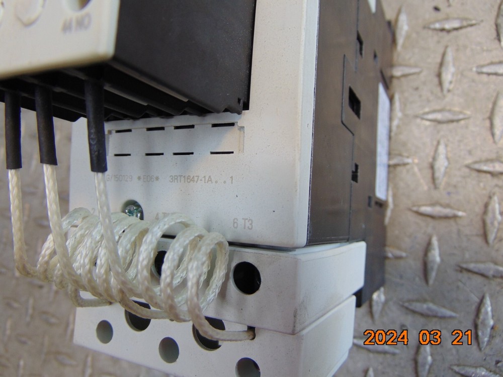 SIEMENS 3RT1647-1AC21 CONTACTOR 24V COIL 3RT1647