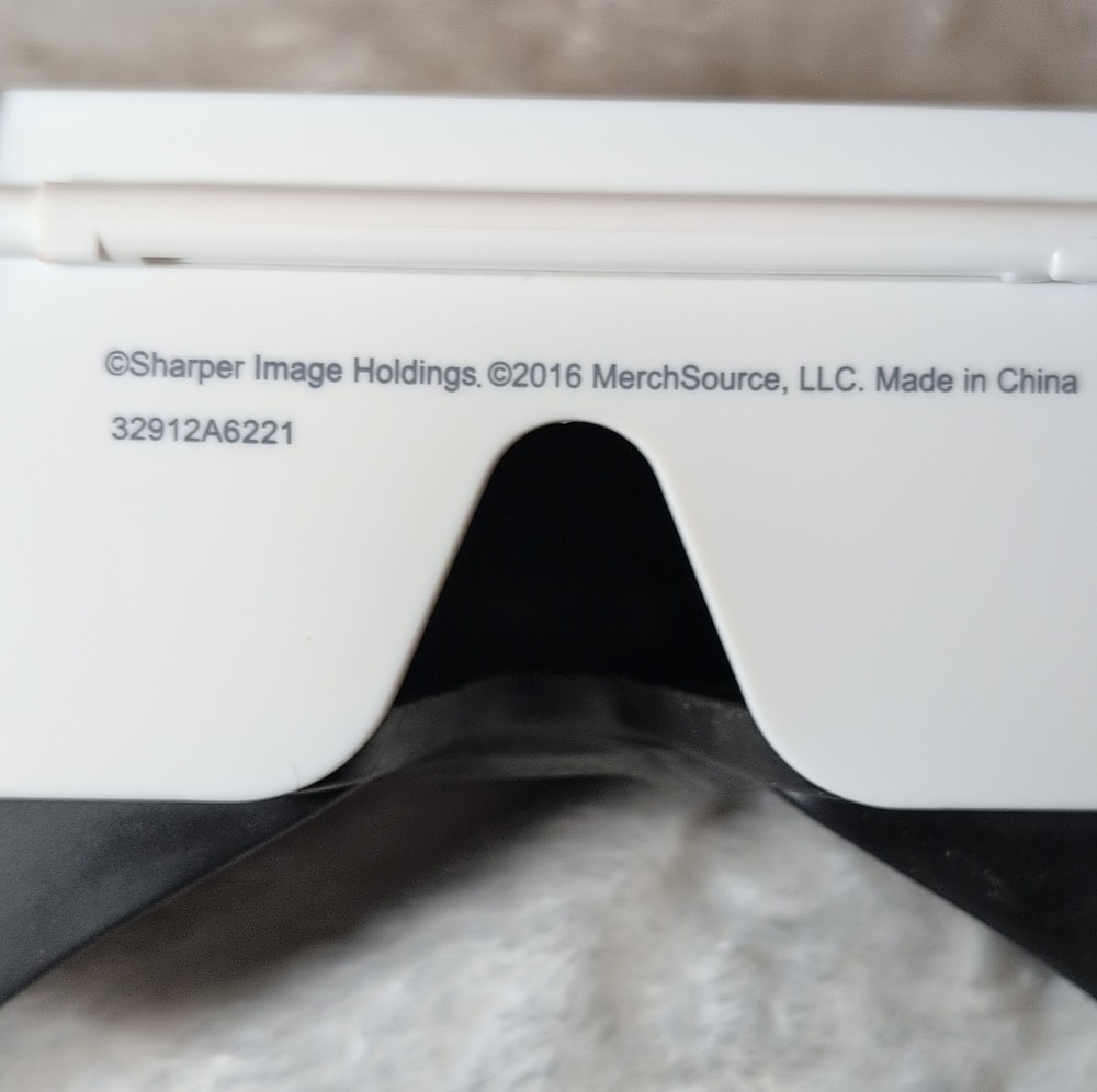 Sharper Image Smartphone 360° VR Headset White Black 32912A6221