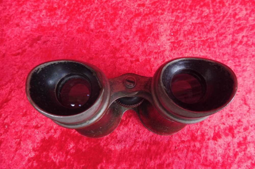 Very old binoculars, Military World War