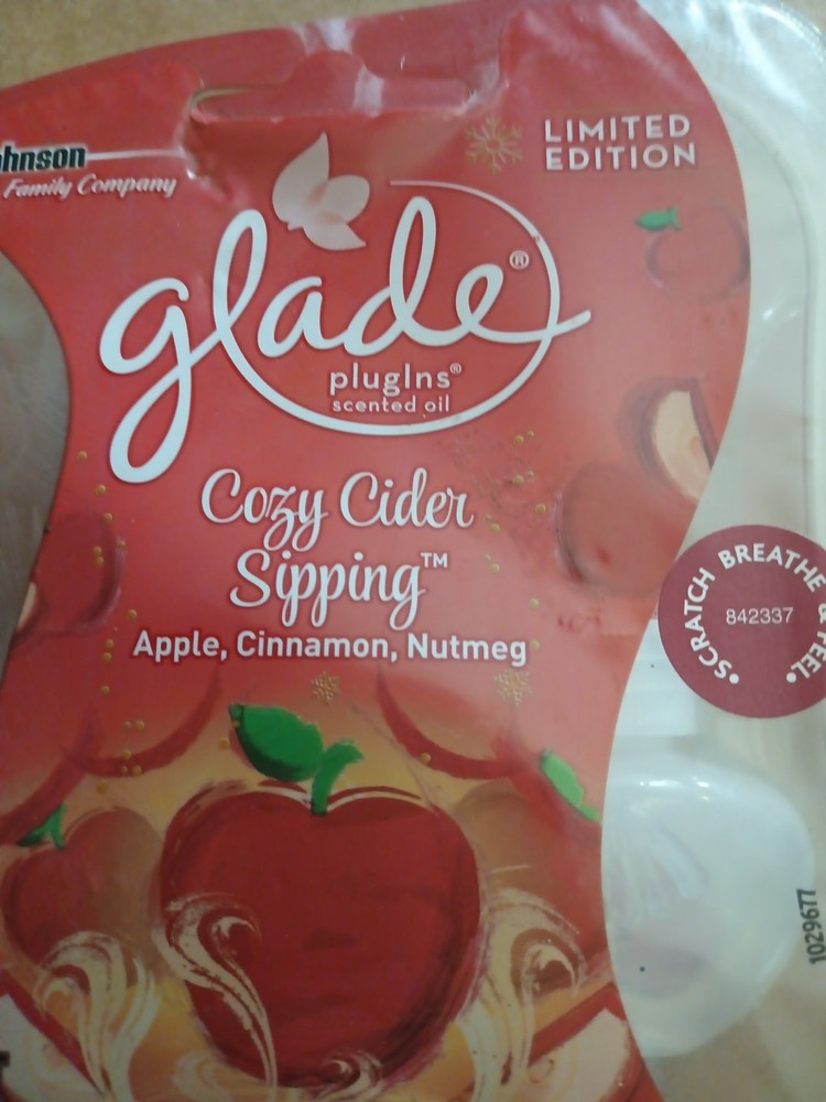 Glade Plugins Cozy Cider Sipping 2 Count Scented Oil Refills Apple Cinnamon