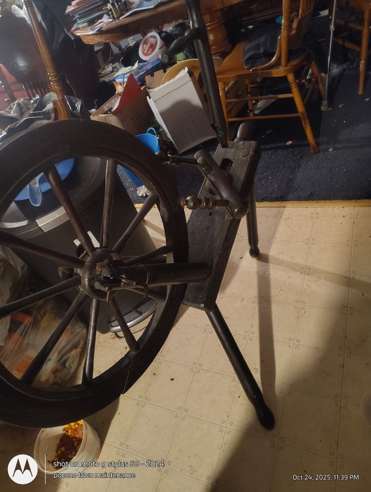 Antique Spindle Wheel
