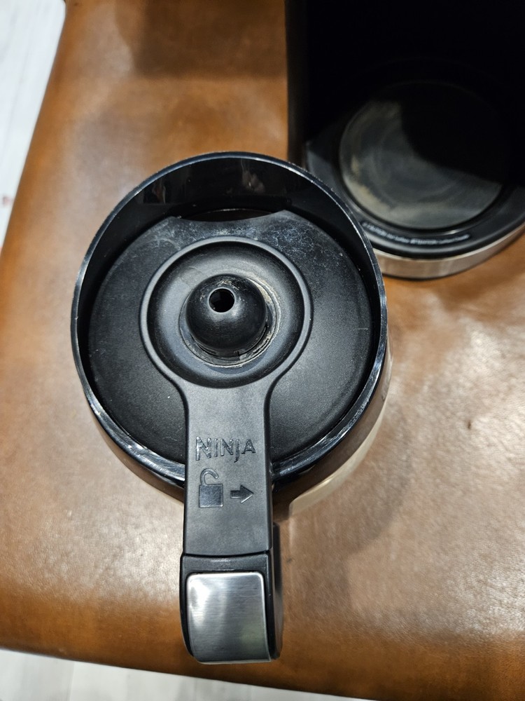 Ninja CE251 Coffeemaker 12-Cup Automatic Coffee Maker Pot Programmable Cafetière